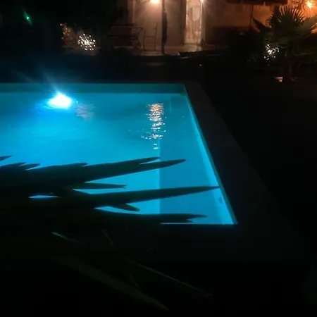 Villa Zen Avec 2 Chats Grospierres Esterno foto