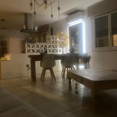 Villa Zen Avec 2 Chats Grospierres Esterno foto